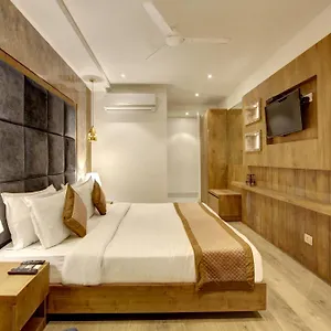 Town Pallace Inn - Hotel In New Delhi Hotel Delhi (National Capital Territory of India)